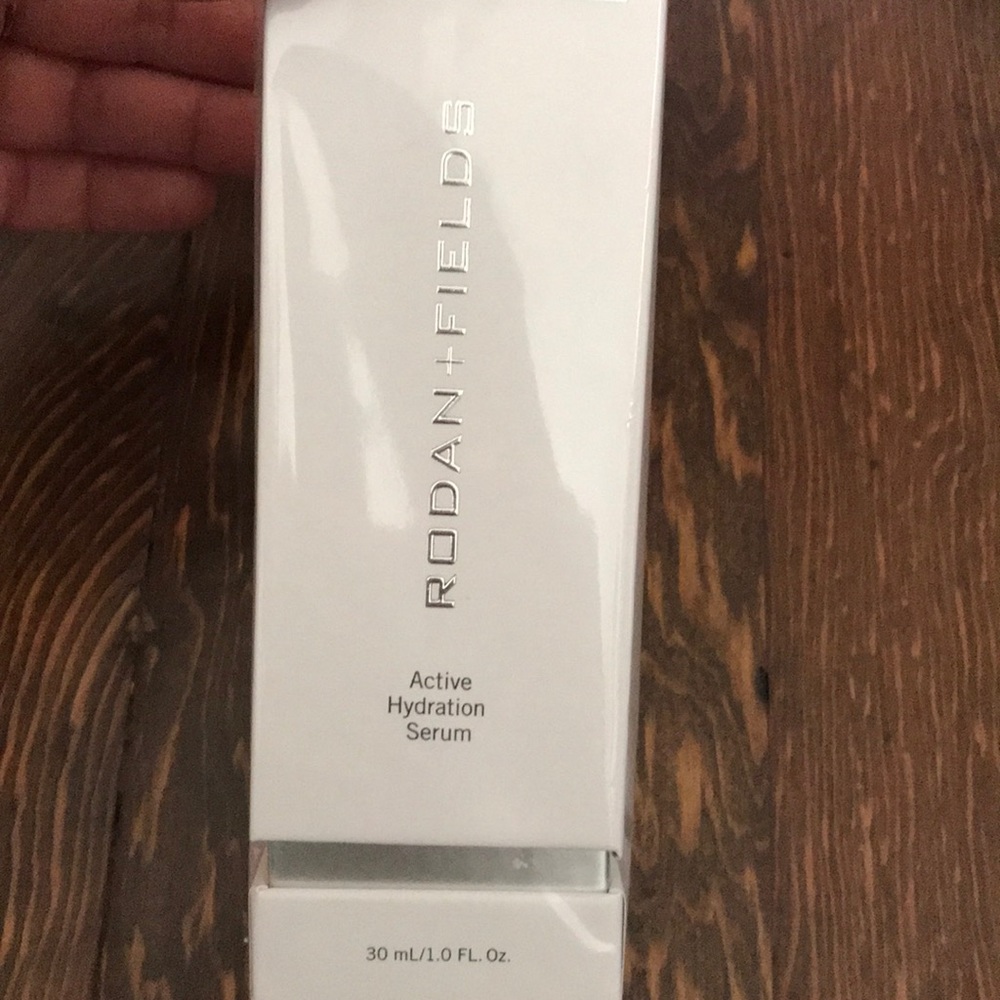 NIB Rodan and Fields Active Hydration Serum 30ml